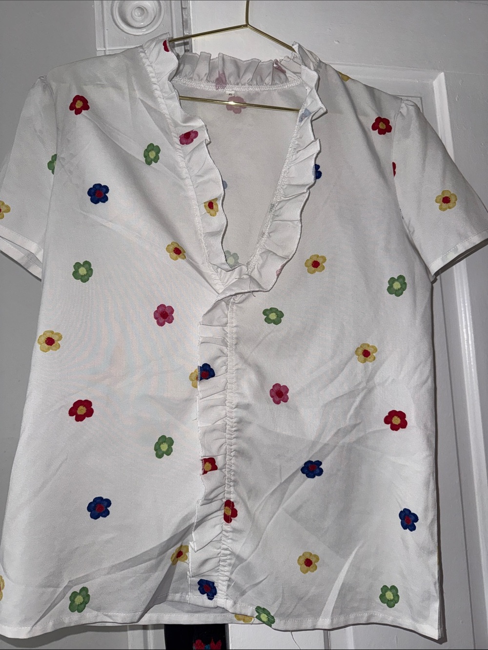 White Ruffled V-Neck Floral Blouse